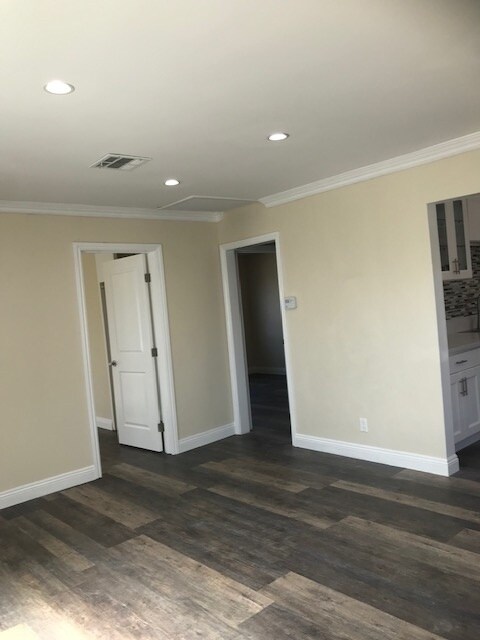 Foto del edificio - 14918 Osage Ave