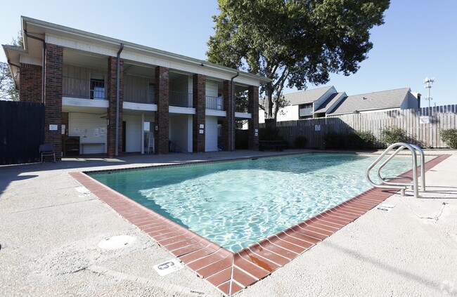 Building Photo - Oak Alley Apartments