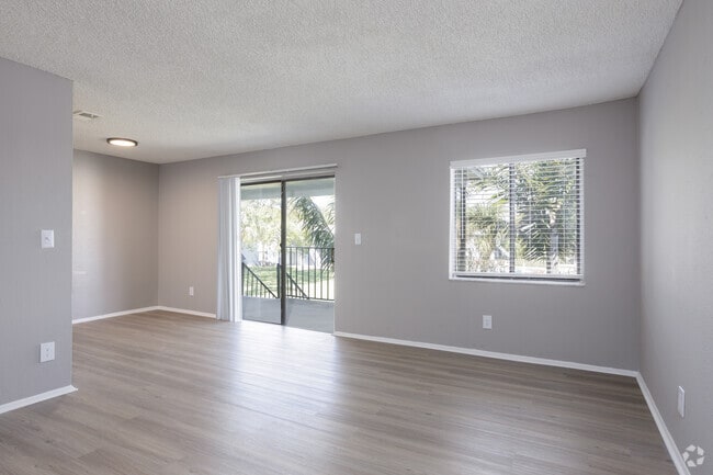 1BR, 1BA - 619SF - Topaz Cay