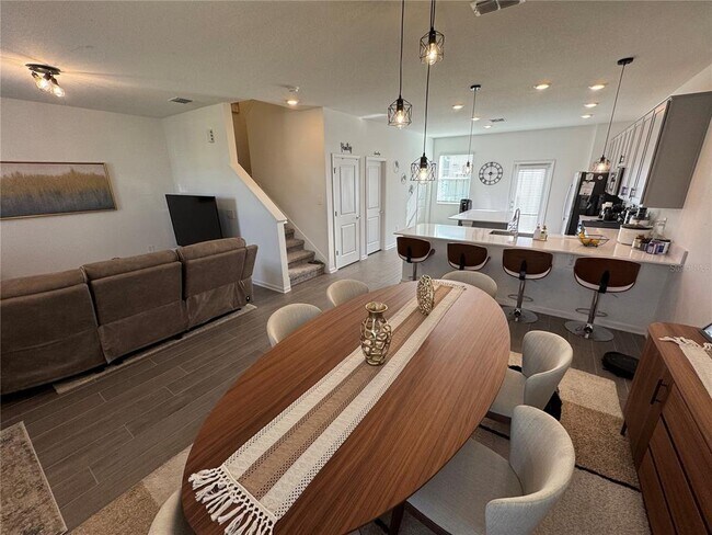 Foto del edificio - 10774 RHETT BUTLER Aly