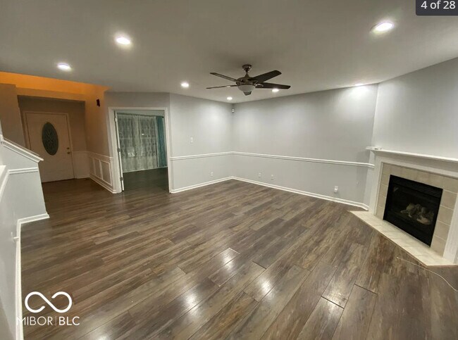 Foto del edificio - 401 Watercress Way