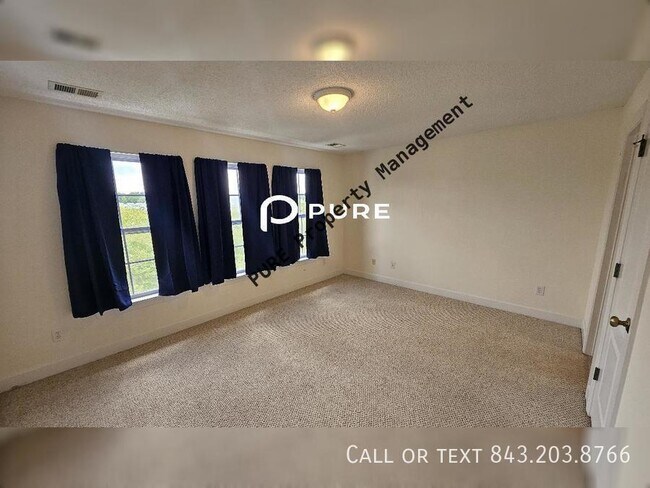 Foto del edificio - Whitney Lake 3 Bedroom!