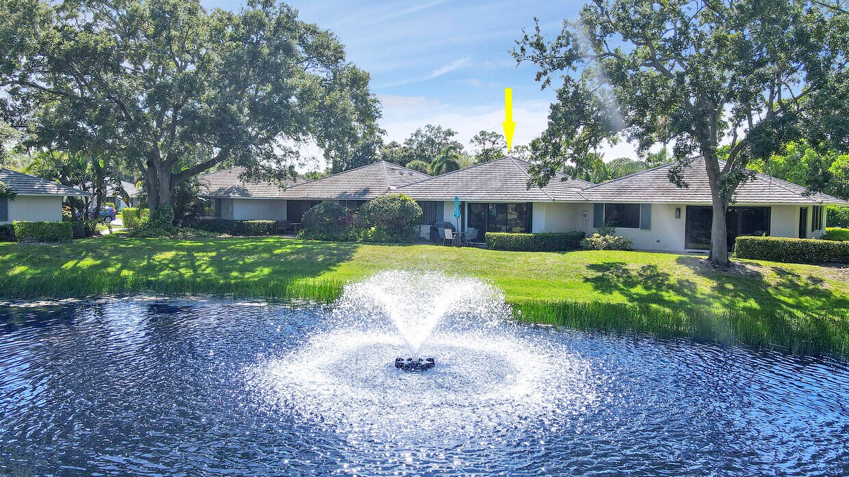 Primary Photo - 909 Club Dr