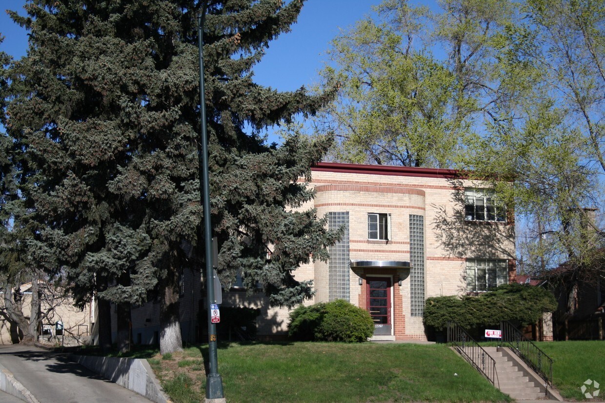 Primary Photo - 4425 N Federal Blvd