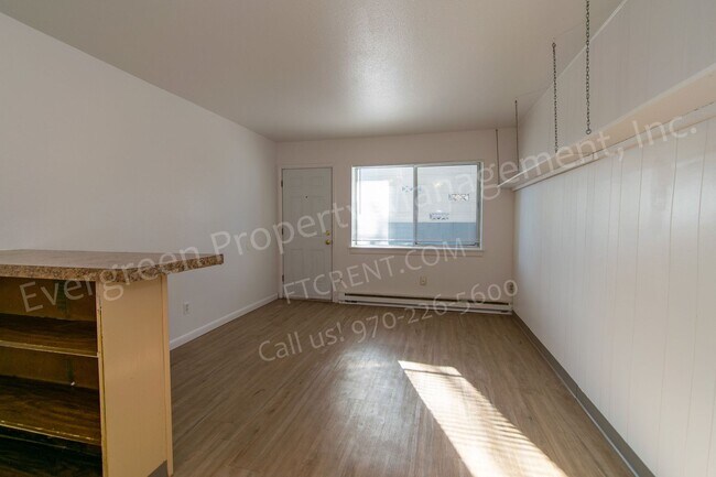 Foto del edificio - 500 Laporte Ave