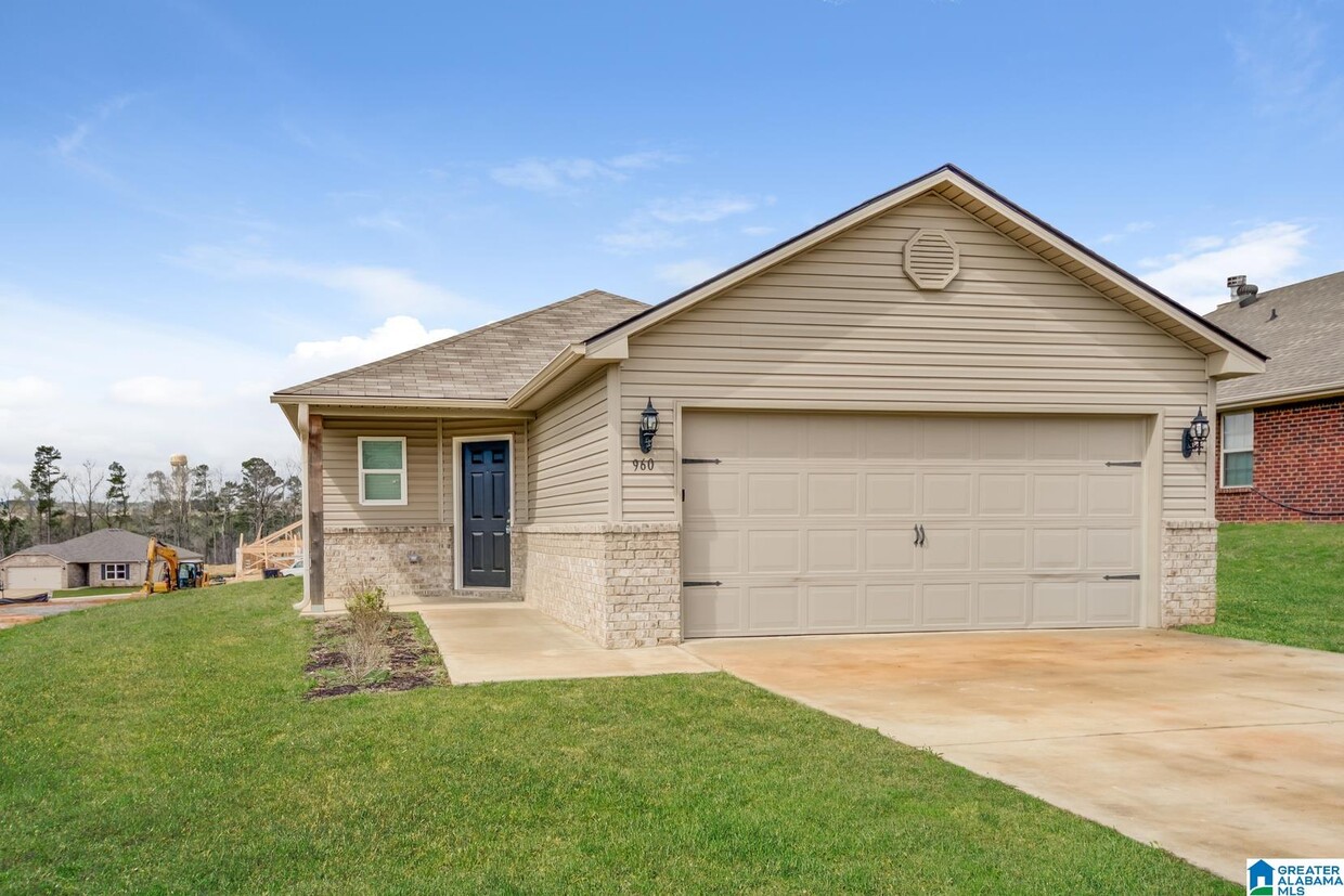 Primary Photo - 960 Brookhaven Dr