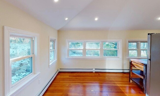 Foto del edificio - 17 Lyndale Ave