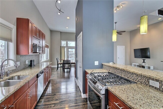 Foto del edificio - 2239 City View Dr