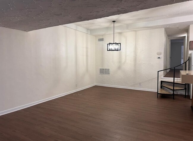 Foto del edificio - 5916 Lago Vista Way