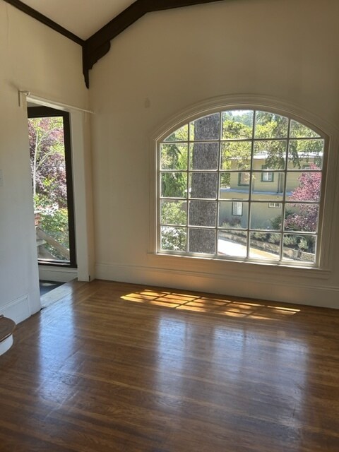 Foto del edificio - 1041 Cragmont Ave