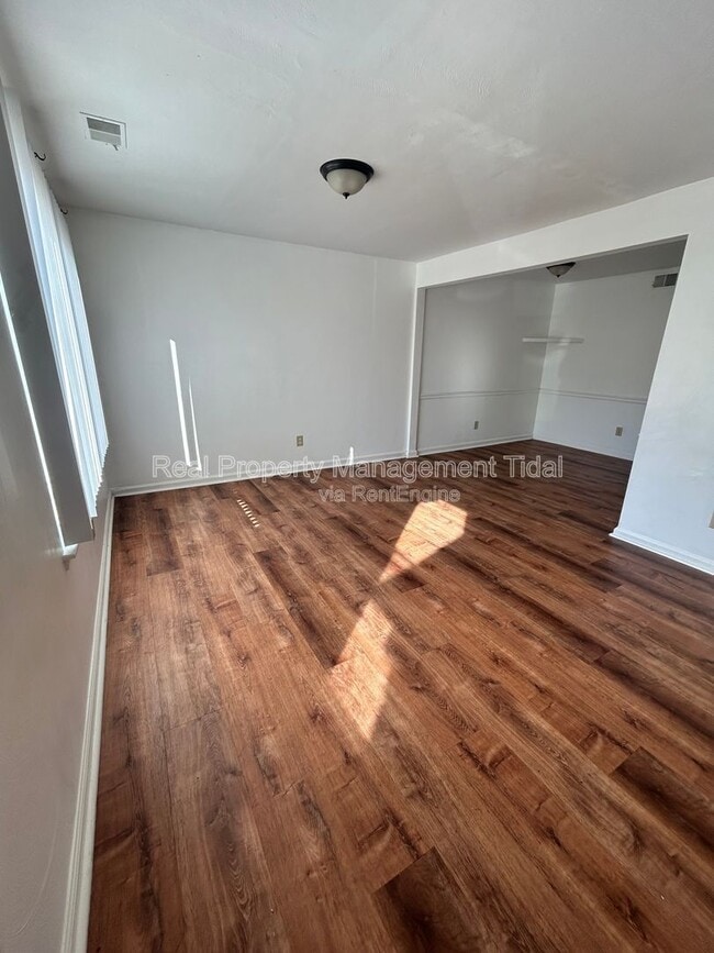 Photo - 3204 Wimbledon Way Townhome