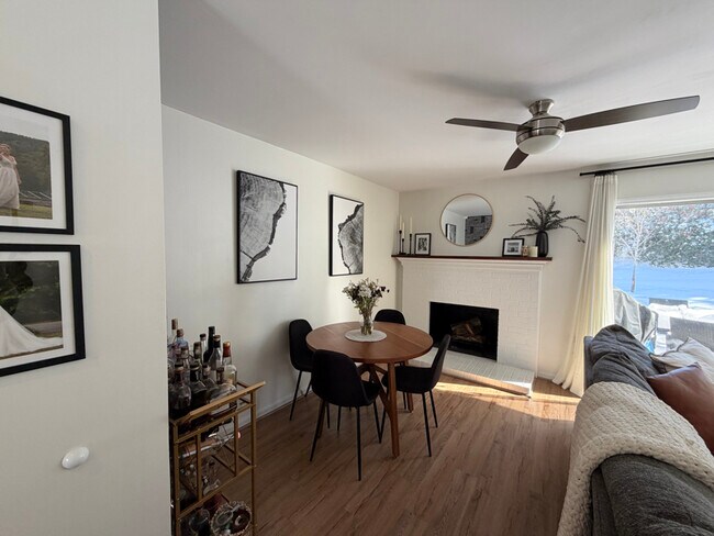 Foto del edificio - 2757 Von Thuringer Ct