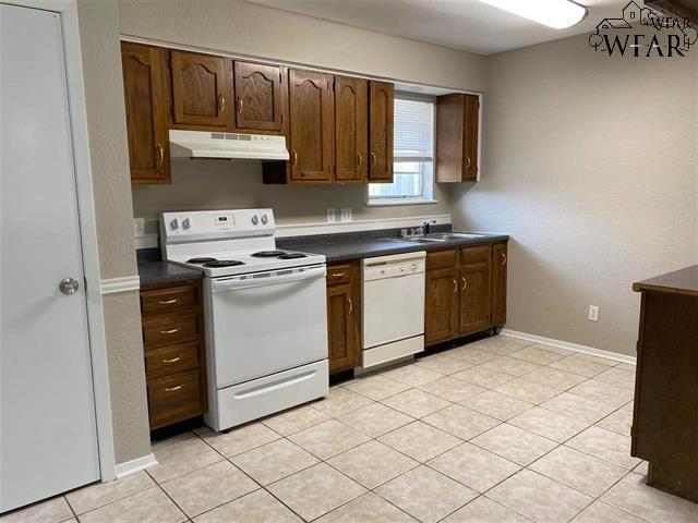 Building Photo - 5006 Kingston Dr