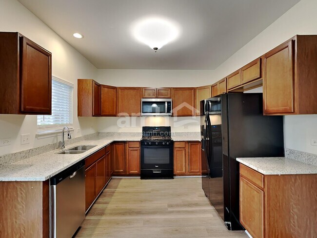 Foto del edificio - 1209 Fawnlily Cir