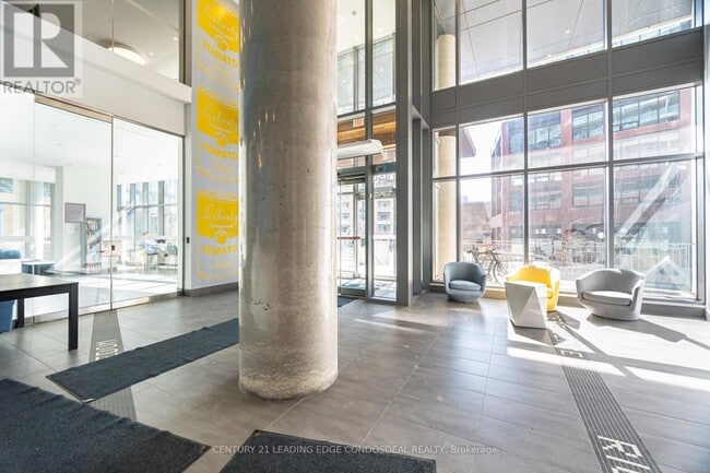 Building Photo - 150 E Liberty St