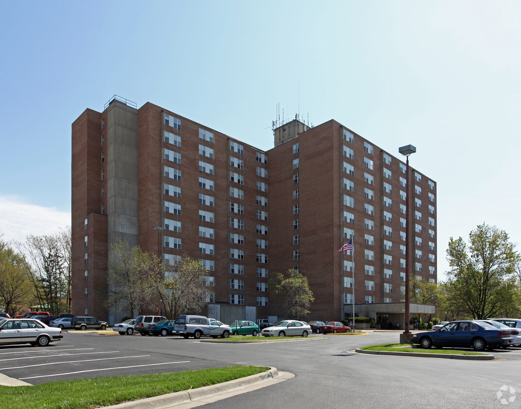 Primary Photo - Santa Fe Tower Apartments