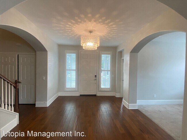 Building Photo - 5 br, 3.5 bath House - 44832 Corison  St.