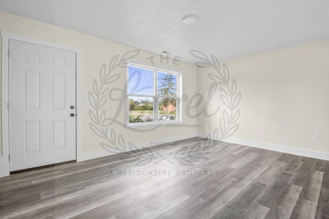 Foto del edificio - 453 S Laurel Rd