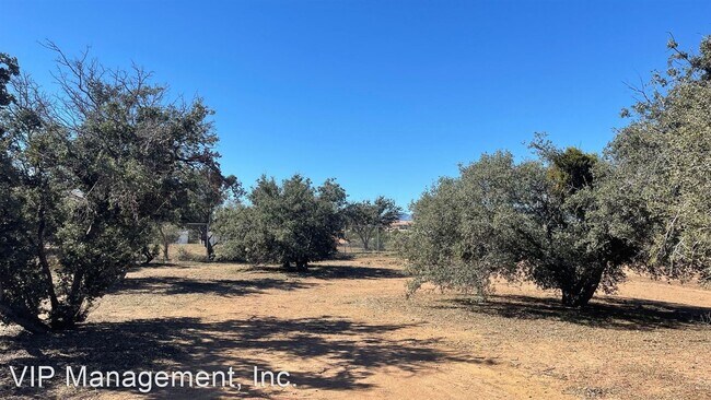 Foto del edificio - 3 br, 2 bath House - 11875 Belmont Rd