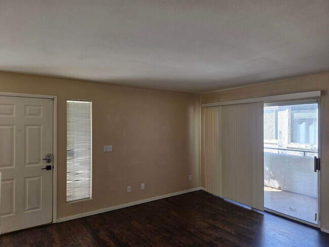 Foto del edificio - Welcome Home To Canyon Willow