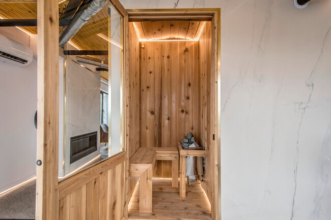 Building Photo - 3574 Acadia St