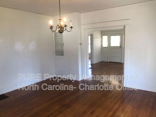 Building Photo - 1307 Summit Ave