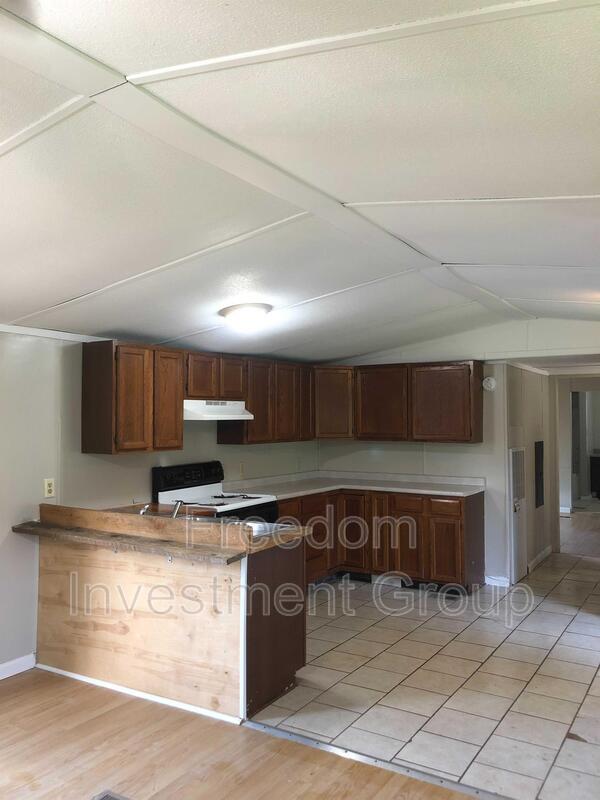 116 Lindell Way, Maryville, TN 37801 Condo for Rent in Maryville, TN