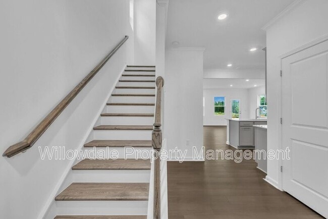 Building Photo - 749 Swim Cave Ln