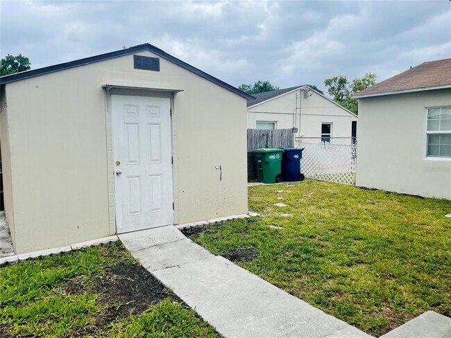 Foto del edificio - 3204 W Dewey St