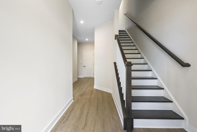 Foto del edificio - 14608 George Carter Way
