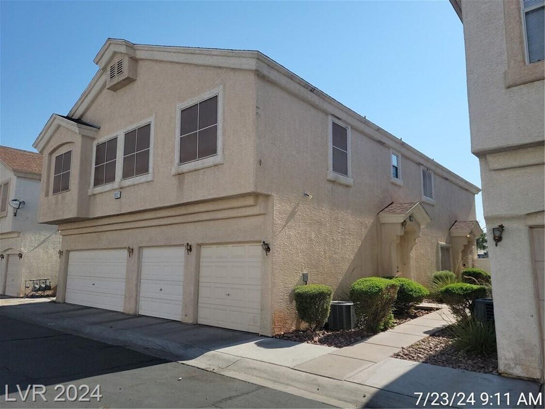 Primary Photo - BOULDER RANCH-TWO PRIMARY SIZED BEDROOMS!!!