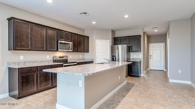 Building Photo - 24448 W Hacienda Ave