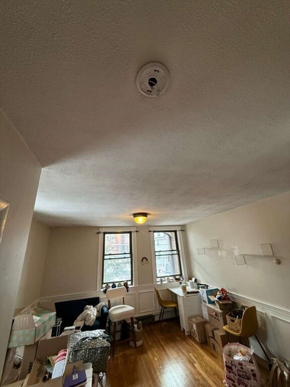 Foto del edificio - 16-18-18 Walk Hill St