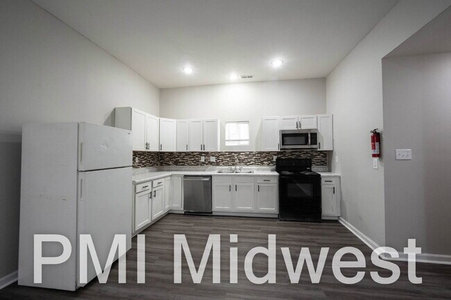 Foto del edificio - 925 N Sheffield Ave