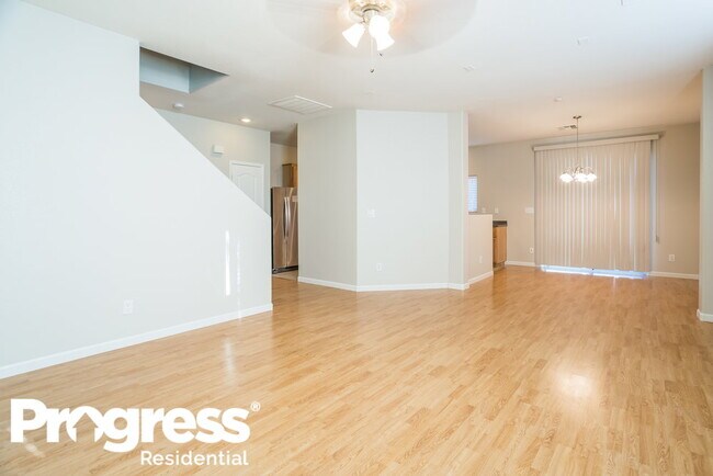Foto del edificio - 4937 Hostetler Ave
