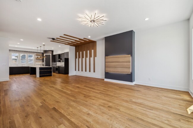 Building Photo - 1300 Edgehill Ave