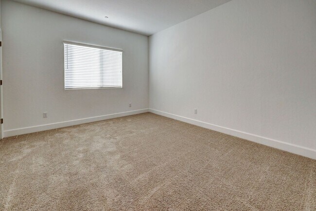 Foto del edificio - Brand new home in Riverstone