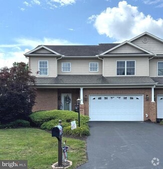 Building Photo - 4745 Augusta Dr