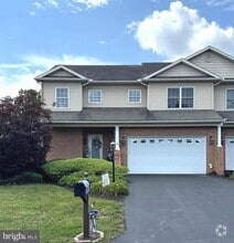 Building Photo - 4745 Augusta Dr