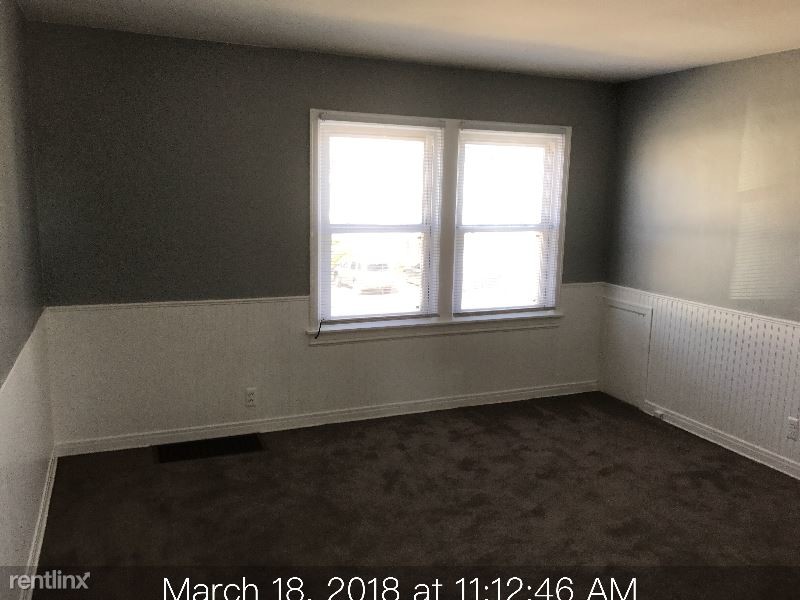 Primary Photo - 1 br, 1 bath Apartment - 216 St. George Place