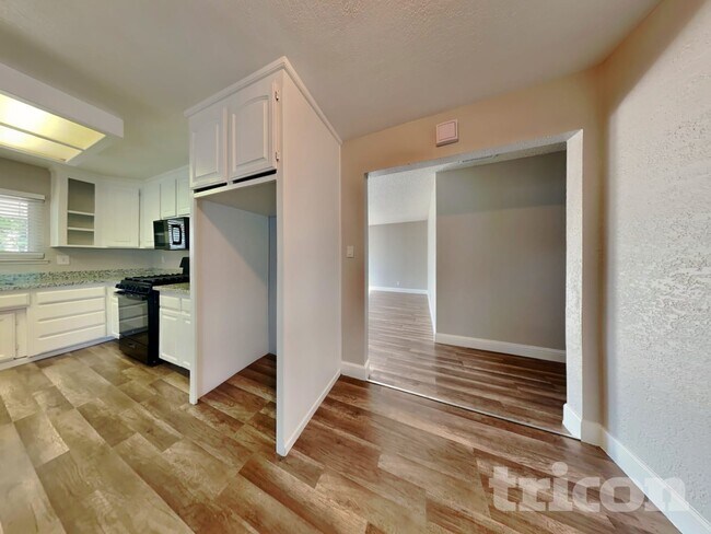 Building Photo - 2920 Palo Verde Way