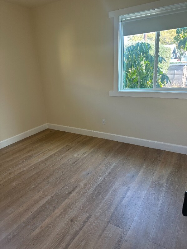 Building Photo - 3804 S Hobart Blvd