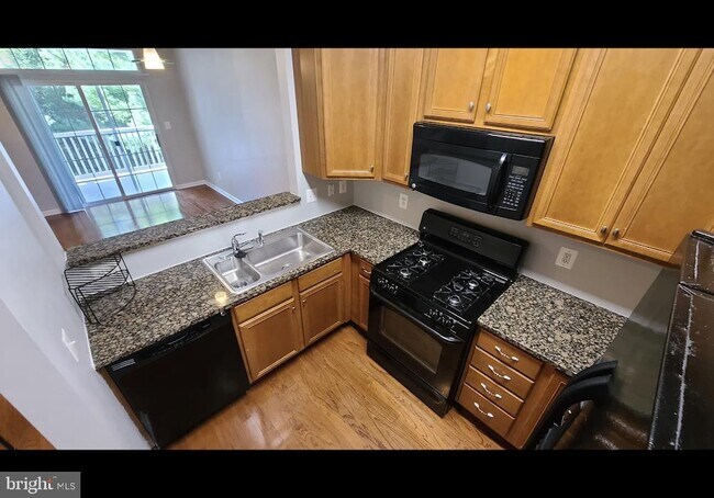 Foto del edificio - 20375 Belmont Park Terrace