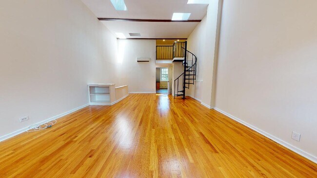 Foto del edificio - 382 Burns St
