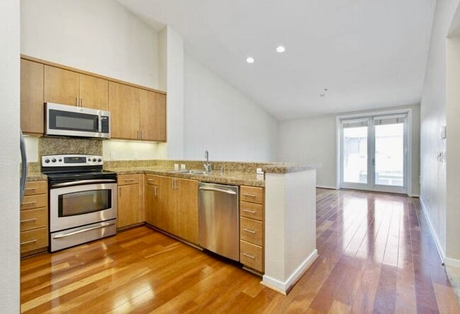 Kitchen and Living Room - 3090 Glascock St