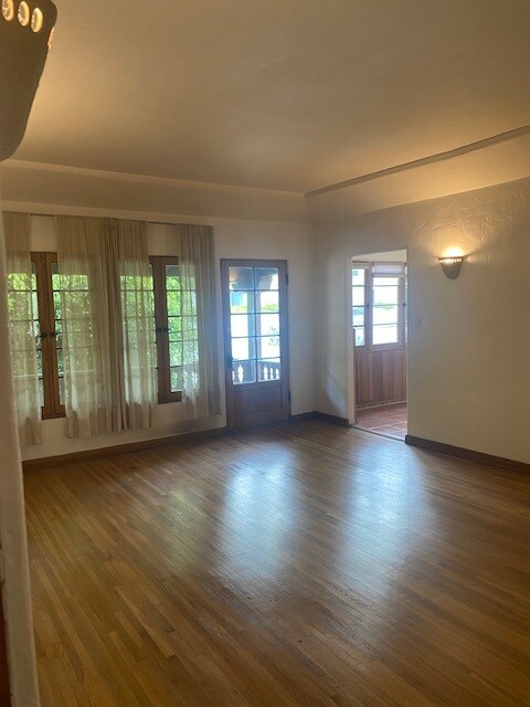 Living Room - 126 S Maple Dr