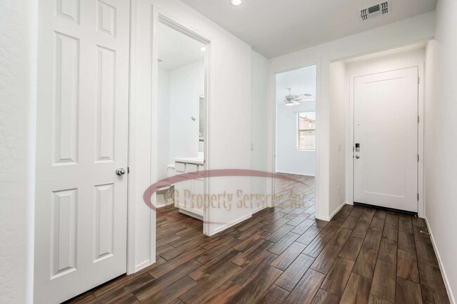 Foto del edificio - 13320 W Eagle Feather Rd