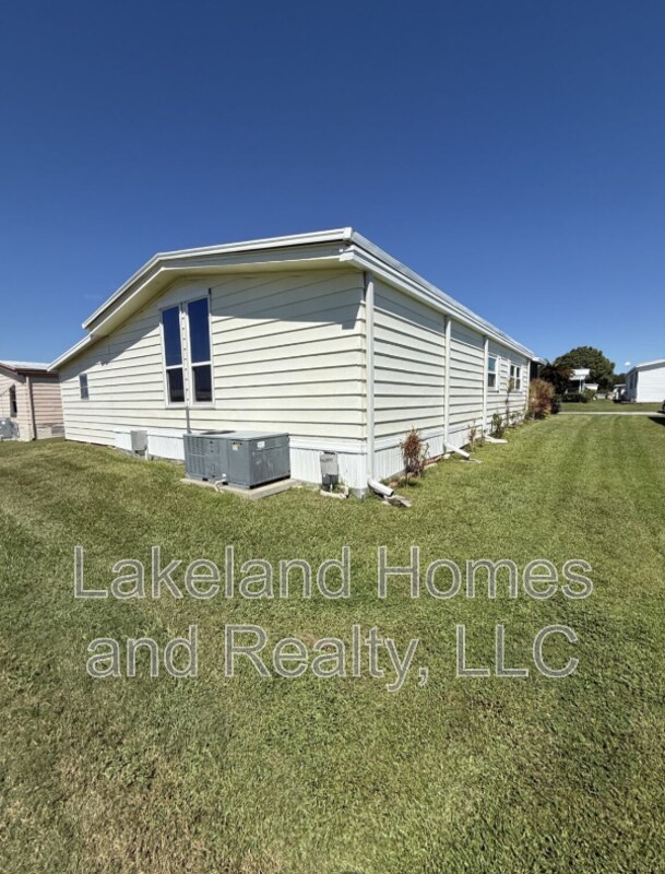 Foto del edificio - 1811 Sherwood Hill Dr