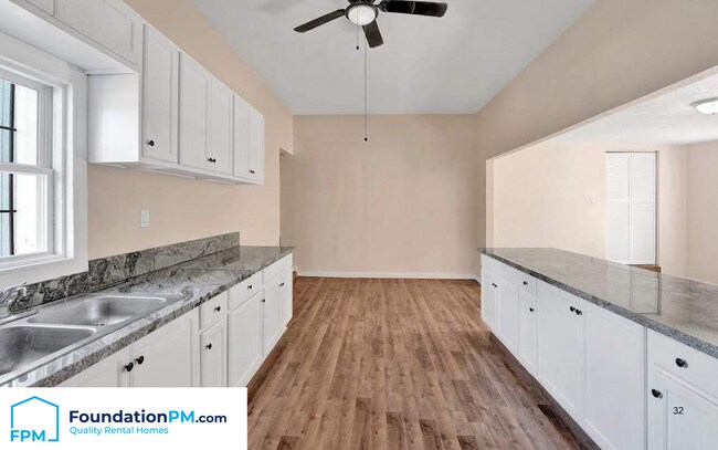 Foto del edificio - 533 Leath St