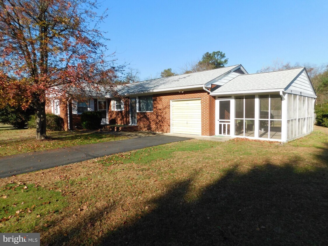 Primary Photo - 10519 VA-206